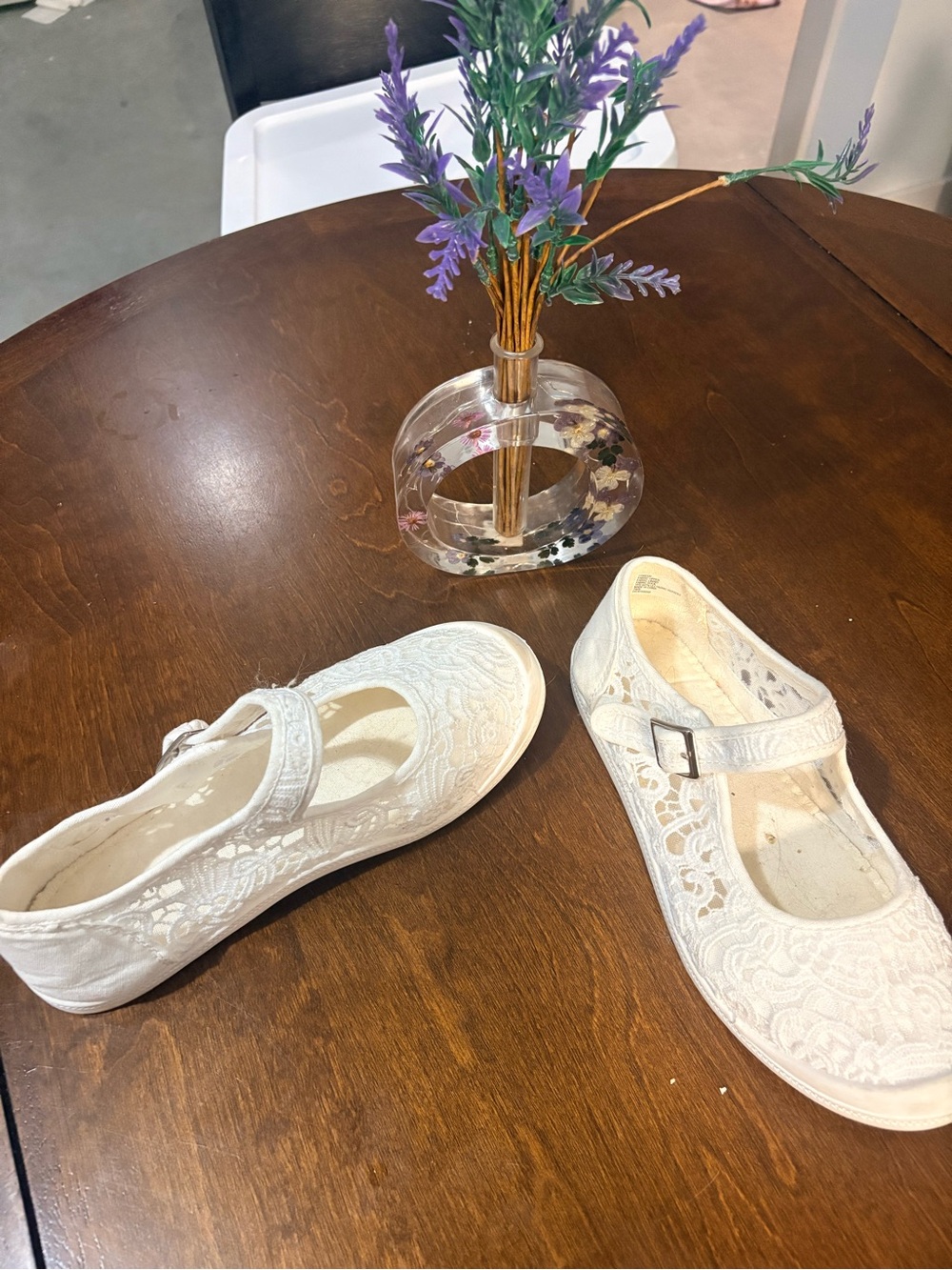 Torrid White Floral Lace Mary Jane Sneaker Flats Size 7W/7WW